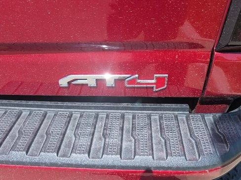 Used 2023 GMC Sierra 2500 AT4 w/ AT4 Premium Plus Package AWD/4WD image 14