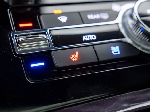 Used 2021 Lincoln Navigator Reserve w/ Luxury Package image 33