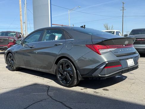 New 2026 Hyundai Elantra SEL Sport Premium FWD image 5