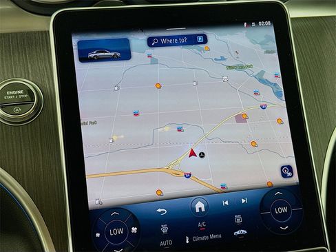 Used 2025 Mercedes-Benz C 300 4MATIC Sedan image 13