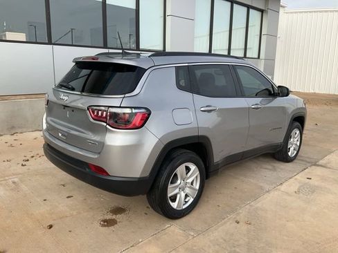 Used 2022 Jeep Compass Latitude w/ Convenience Group image 36