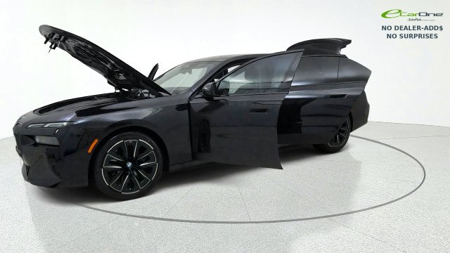 Used 2025 BMW i7 eDrive50 w/ M Sport Package RWD image 15