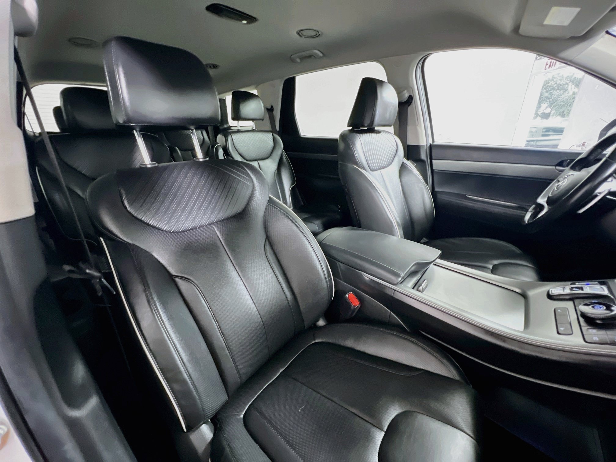 Used 2024 Hyundai Palisade SEL FWD image 30