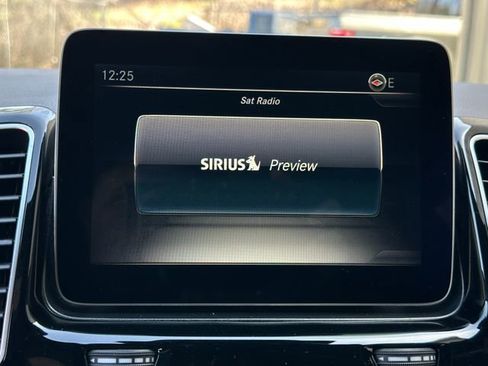 Used 2017 Mercedes-Benz GLE 350 4MATIC image 26