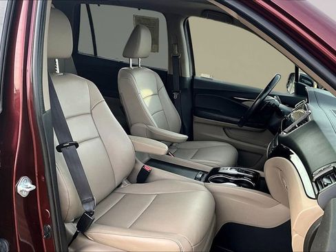 Used 2021 Honda Pilot Touring image 31