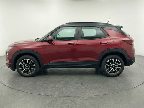Used 2025 Chevrolet TrailBlazer LT FWD image 5
