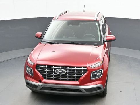 Used 2024 Hyundai Venue Limited FWD image 40