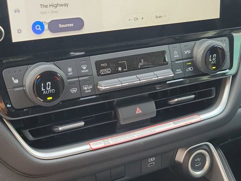 New 2026 Toyota Grand Highlander XLE FWD image 27