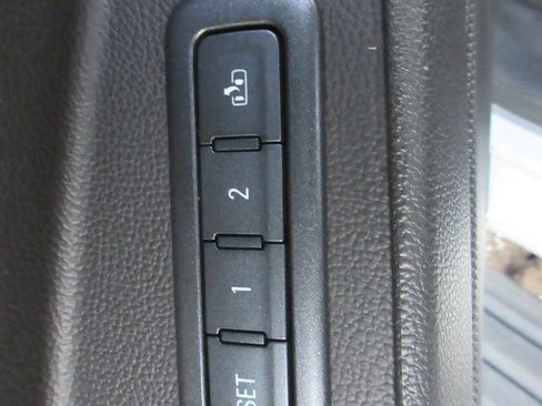 Used 2016 Chevrolet Tahoe LTZ image 25