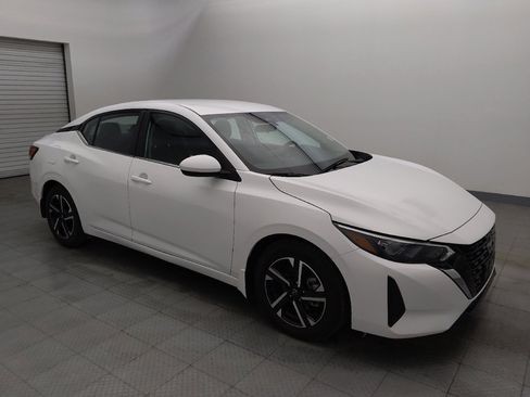 Used 2024 Nissan Sentra SV image 11