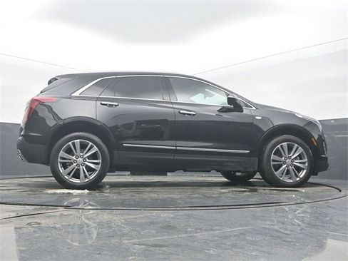 Certified 2025 Cadillac XT5 Premium Luxury image 52