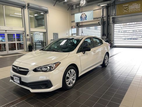 Used 2022 Subaru Impreza 2.0i image 3