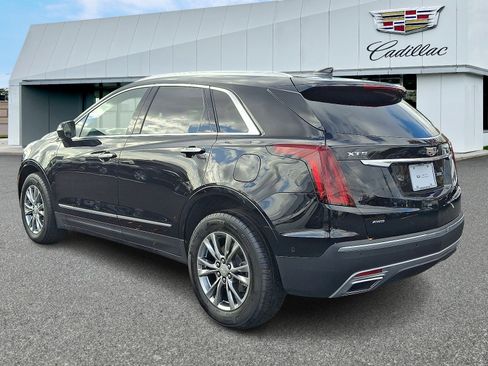 Certified 2021 Cadillac XT5 Premium Luxury image 3