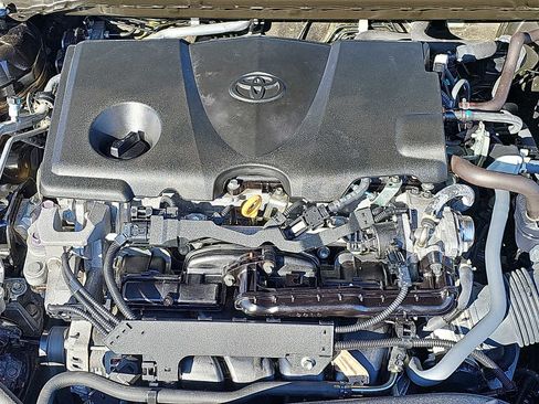 Used 2022 Toyota Camry XSE image 29