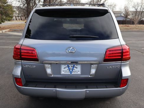 Used 2010 Lexus LX 570 4WD image 6