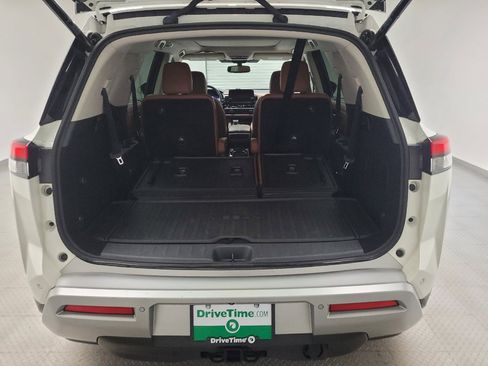 Used 2022 Nissan Pathfinder Platinum w/ Cargo Package AWD/4WD image 29