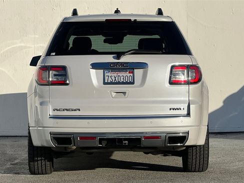 Used 2016 GMC Acadia Denali image 5