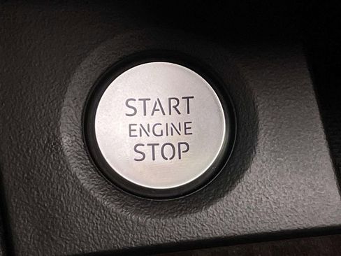 Certified 2023 Audi Q5 2.0T Premium w/ Convenience Package image 42