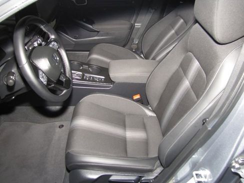 Certified 2024 Honda Civic Sport image 9