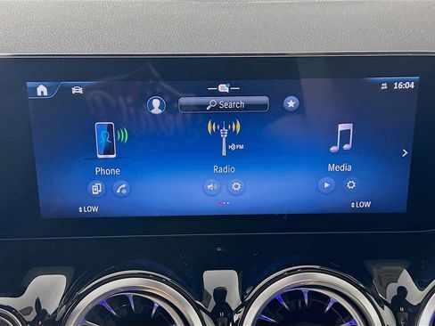 Used 2026 Mercedes-Benz GLA 250 4MATIC image 19