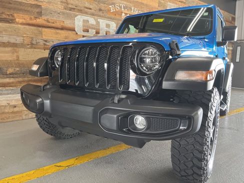 Used 2022 Jeep Wrangler Sport AWD/4WD image 14