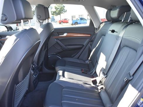 Used 2022 Audi Q5 2.0T Premium image 17