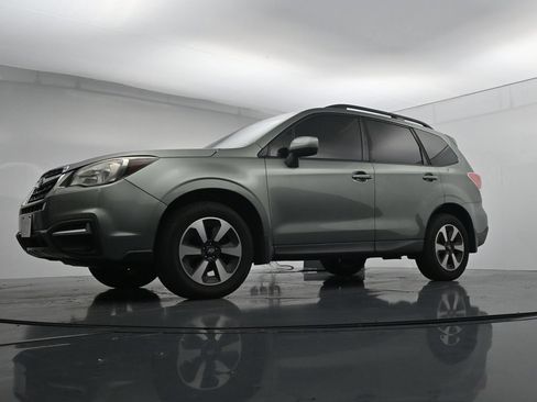 Used 2017 Subaru Forester 2.5i Premium w/ Protection Package #1 AWD/4WD image 20