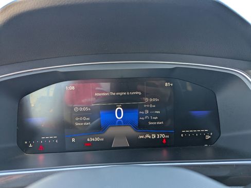 Used 2024 Volkswagen Tiguan SE image 27