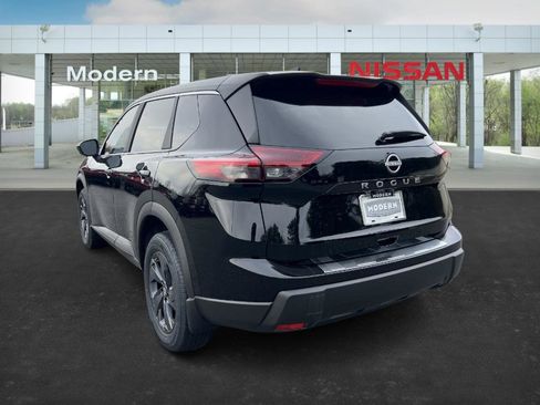 New 2026 Nissan Rogue SV image 3