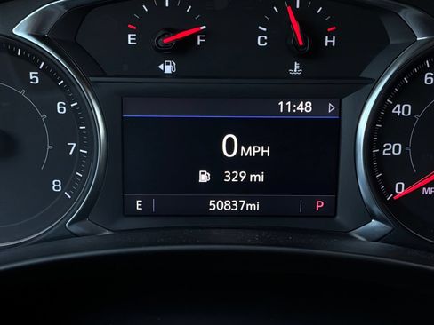Used 2024 GMC Terrain SLT AWD/4WD image 45