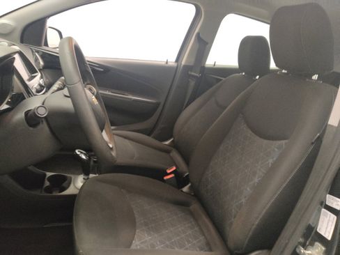 Used 2019 Chevrolet Spark LT image 17