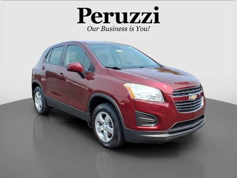 Used 2016 Chevrolet Trax LS w/ LPO, Protection Package AWD/4WD image 1