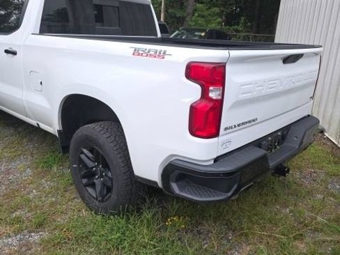 Used 2021 Chevrolet Silverado 1500 LT Trail Boss w/ Convenience Package II AWD/4WD image 11