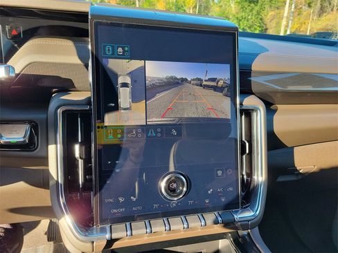 New 2026 GMC Yukon Elevation image 35