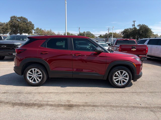 Used 2023 Chevrolet TrailBlazer LS FWD image 5