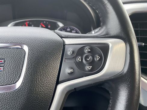 Used 2021 GMC Acadia SLT w/ LPO, Floor Liner Package image 20