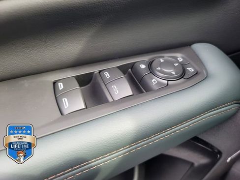 New 2026 GMC Yukon XL AT4 w/ AT4 Premium Plus Package AWD/4WD image 23