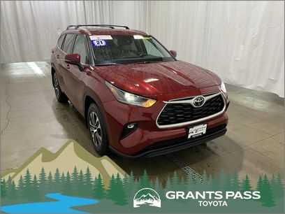 Certified 2021 Toyota Highlander XLE