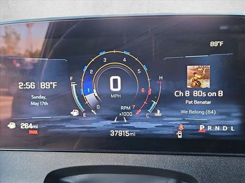 Used 2025 Chevrolet Traverse LT FWD image 11