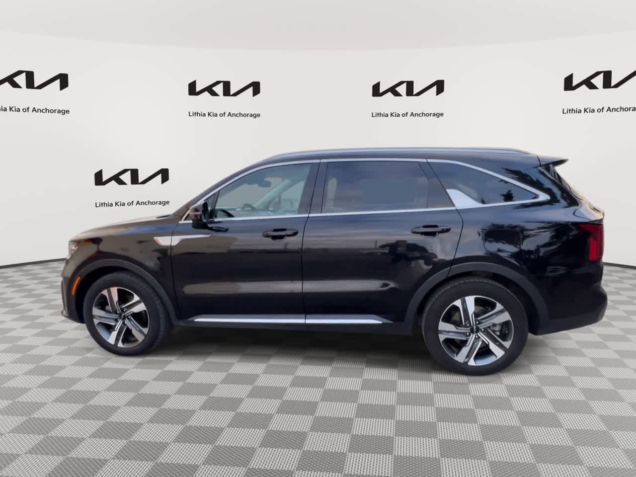 Used 2023 Kia Sorento SX Prestige w/ Panoramic Sunroof Package AWD/4WD image 5