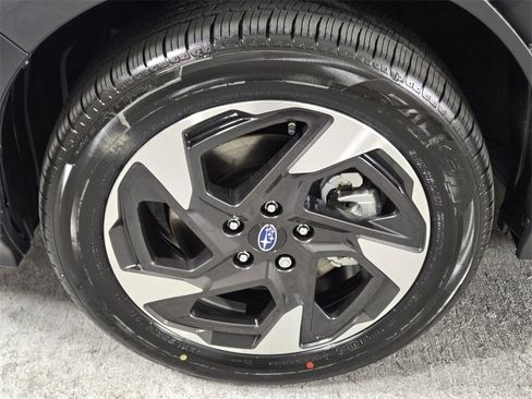 New 2025 Subaru Crosstrek 2.5i Limited w/ Crosstrek Mirror Package image 6