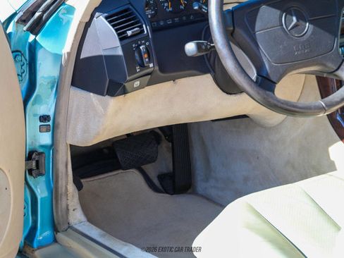 Used 1995 Mercedes-Benz SL 320 image 36