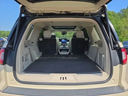 Used 2018 Lincoln Navigator Reserve w/ Technology Package AWD/4WD image 62