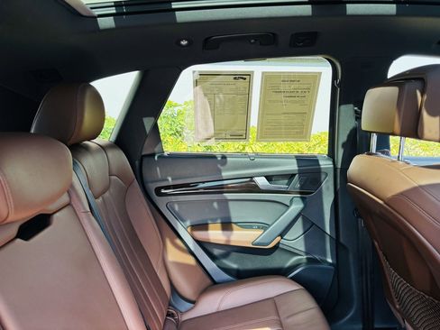 Used 2018 Audi Q5 2.0T Premium Plus w/ Premium Plus Package image 23