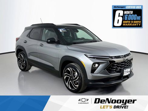 Used 2026 Chevrolet TrailBlazer RS w/ Convenience Package AWD/4WD image 1