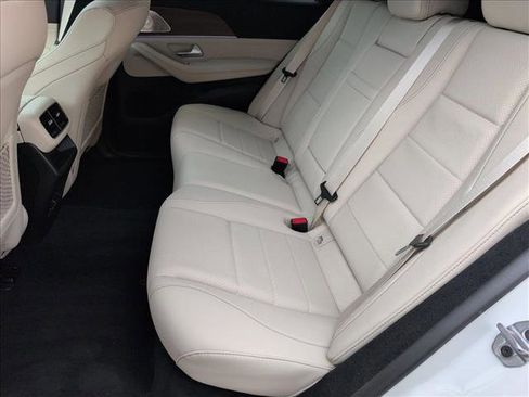 New 2026 Mercedes-Benz GLE 450e 4MATIC image 16
