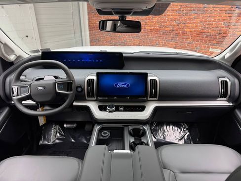 New 2026 Ford Expedition Max Active image 11