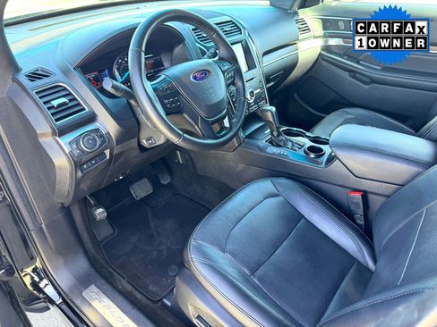 Used 2017 Ford Explorer Limited w/ Equipment Group 301A image 11