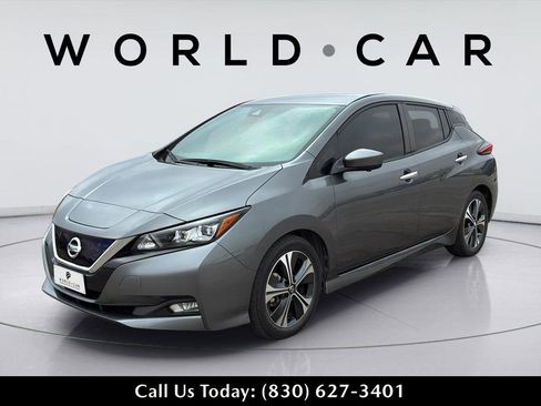 Used 2020 Nissan Leaf SV w/ SV Technology Package FWD image 10