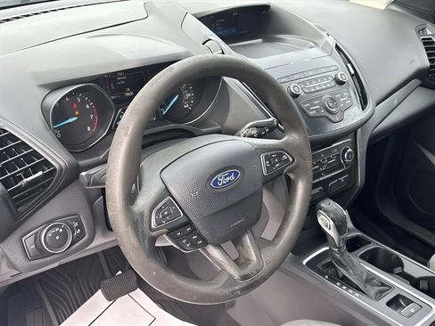Used 2019 Ford Escape S image 11